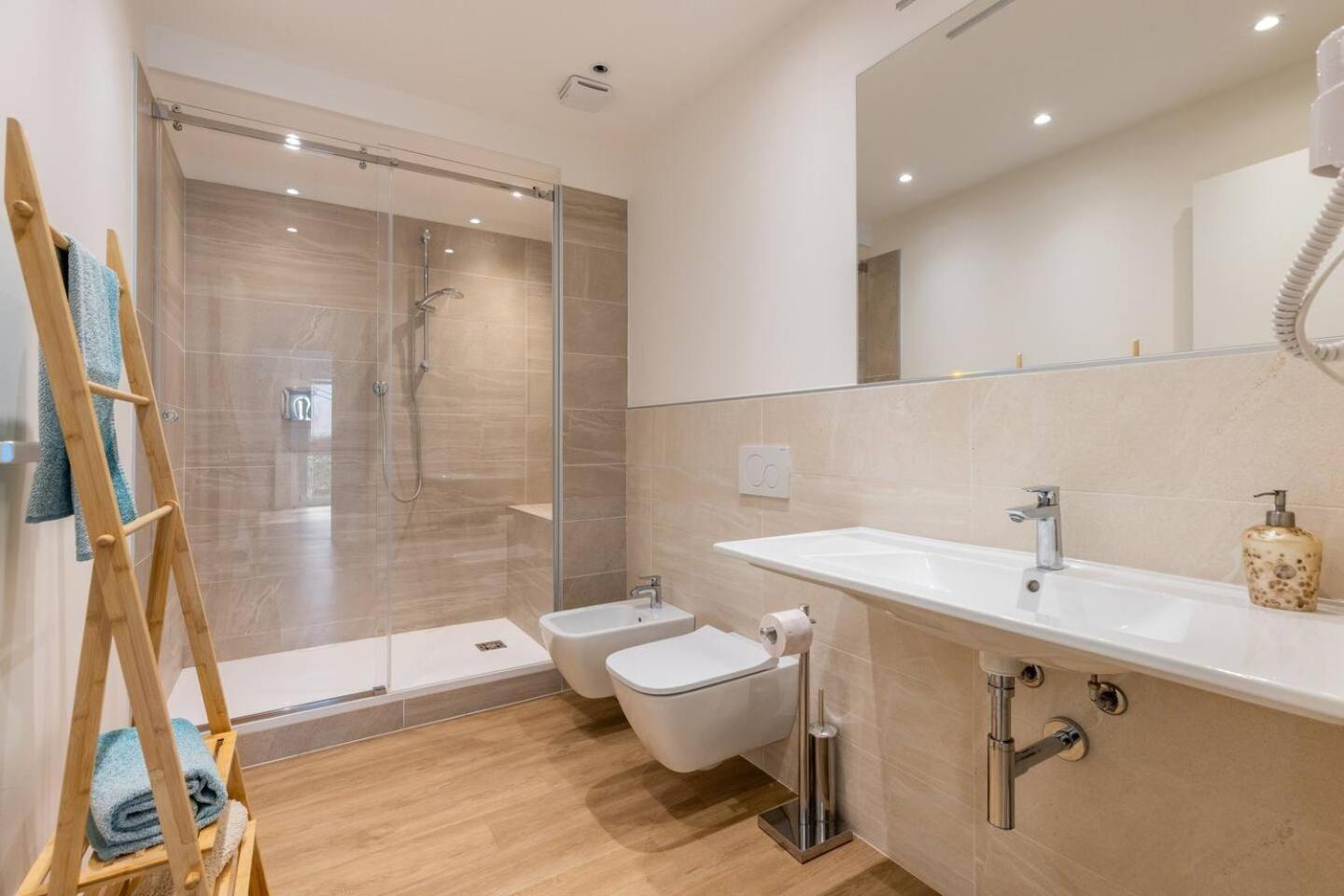 Valeria Apartment 巴多利诺 外观 照片